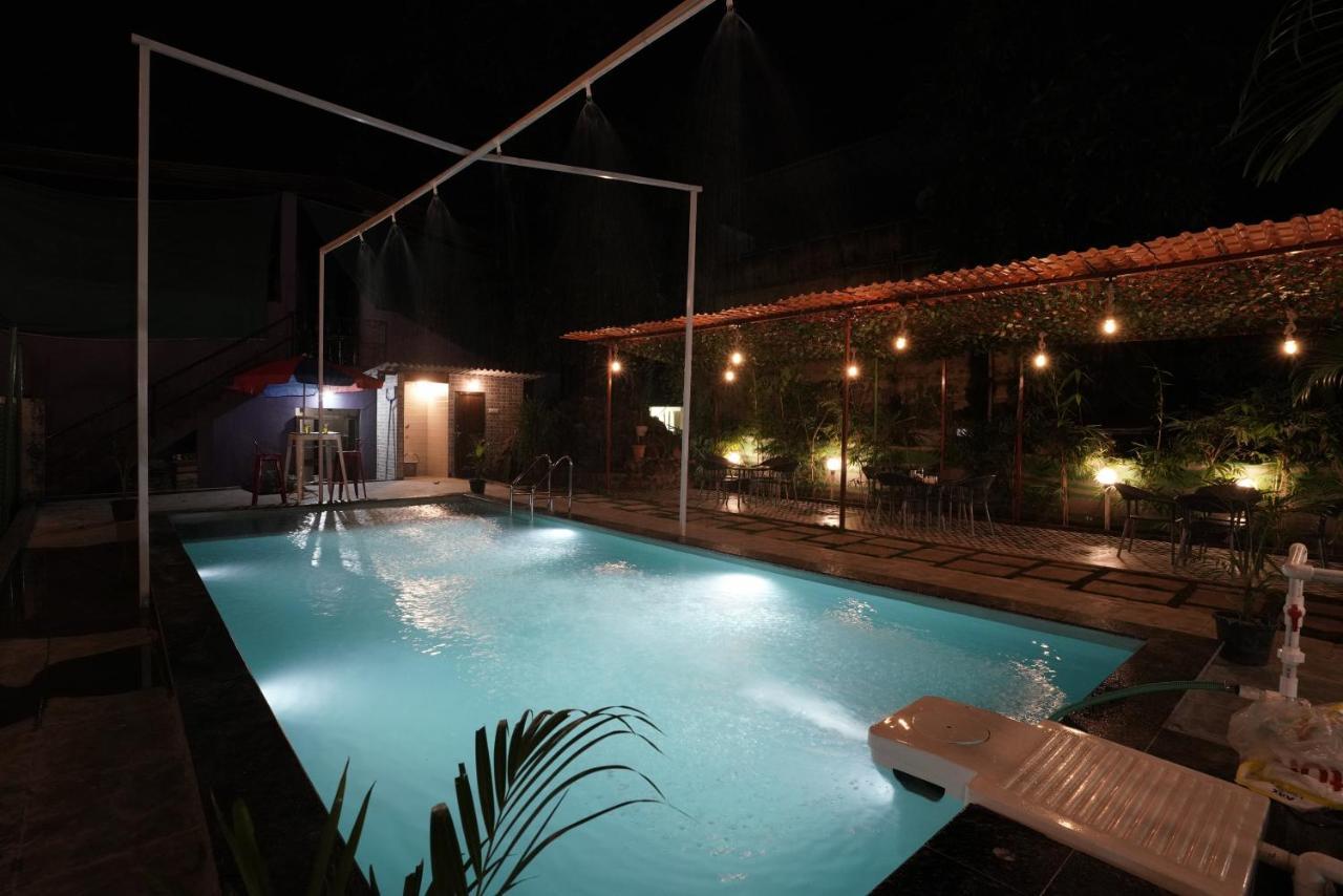 Palm Springs Beach Resort - Gorai Mumbai Exterior photo